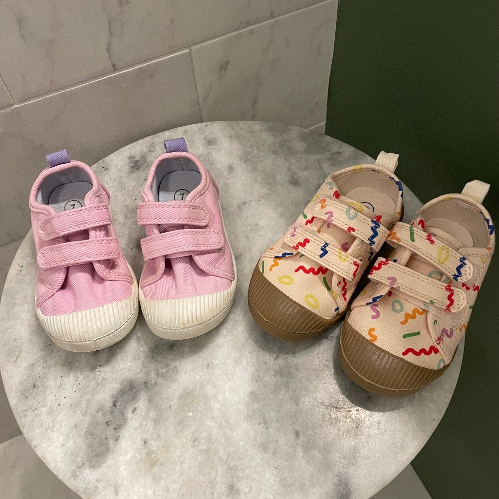 Cat & Jack Children’s Size 7 Shoes